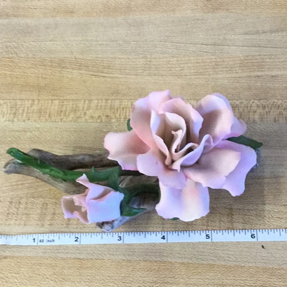 Beautiful Ceramic Flowers Art - Picture 2 of 12